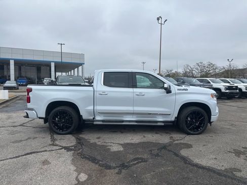 New 2026 Chevrolet Silverado 1500 High Country w/ High Country Premium Package image 2