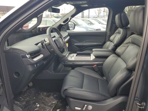 New 2026 Lincoln Navigator Reserve w/ Jet Appearance Package image 12