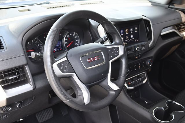 Used 2023 GMC Terrain SLE FWD image 19