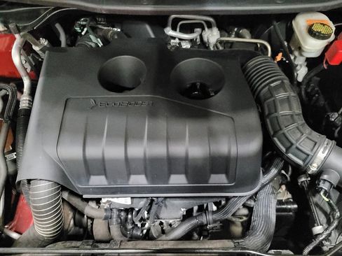 Used 2018 Ford Explorer XLT image 30