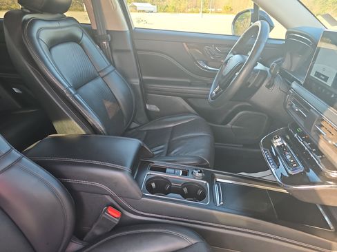 Certified 2024 Lincoln Corsair Reserve w/ Equipment Group 201A image 10