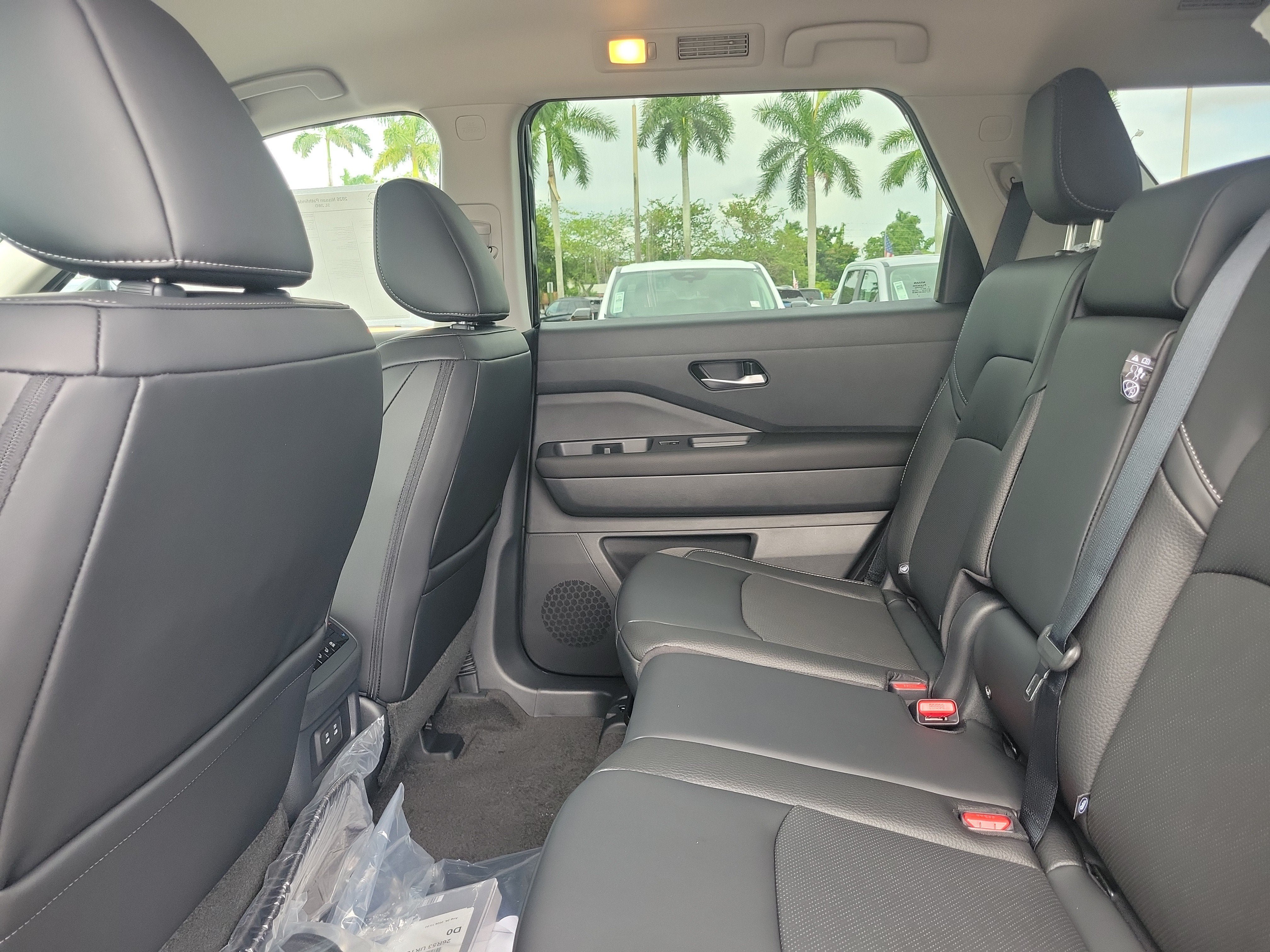 New 2026 Nissan Pathfinder SL FWD image 17