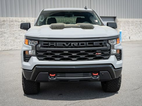 Used 2024 Chevrolet Silverado 1500 Custom Trail Boss image 2