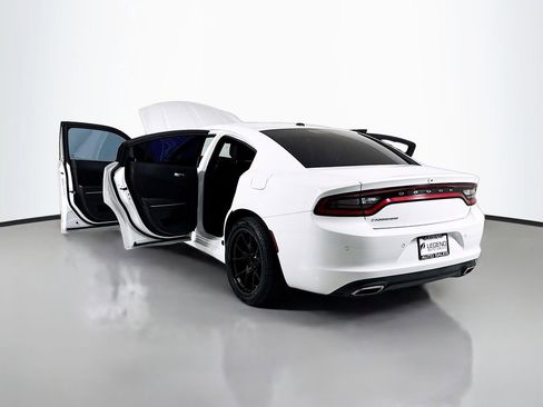 Used 2022 Dodge Charger SXT image 18