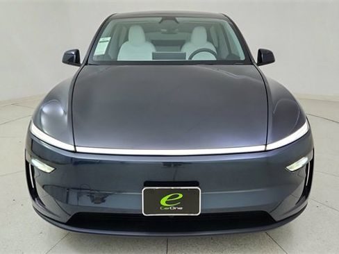 Used 2026 Tesla Model Y Long Range image 13