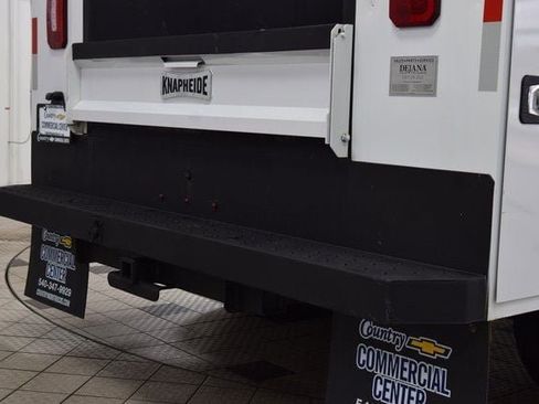 Used 2022 Ford F350 XL w/ Power Equipment Group image 12