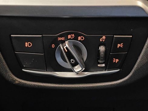 Used 2018 BMW X3 xDrive30i w/ Convenience Package image 29