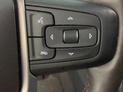 Used 2024 GMC Yukon Denali w/ Advanced Technology Package AWD/4WD image 18