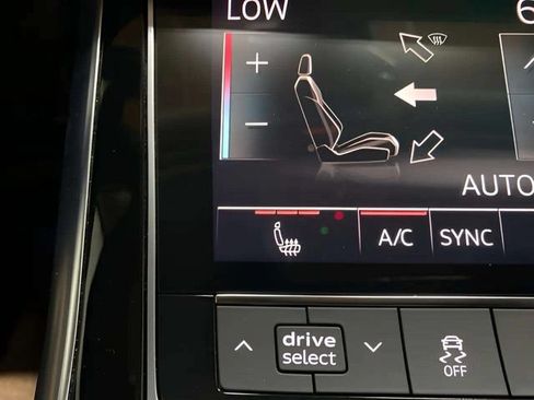 Used 2023 Audi Q7 2.0T Premium Plus AWD/4WD image 51