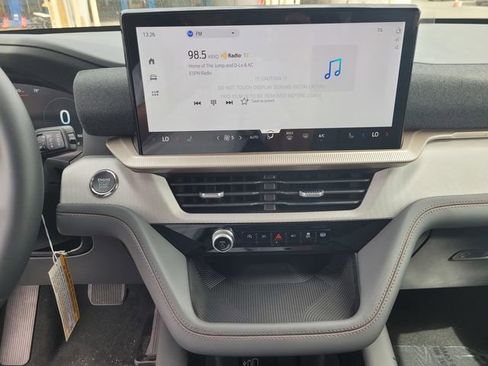 New 2026 Ford Explorer Active image 10