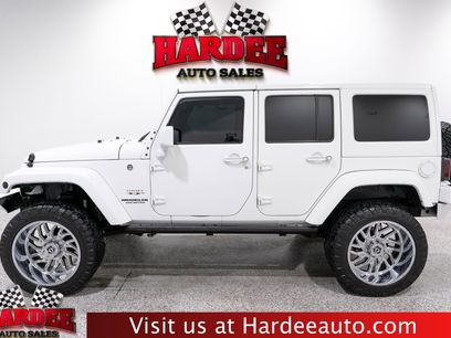 Used 2017 Jeep Wrangler Unlimited Sahara w/ Connectivity Group