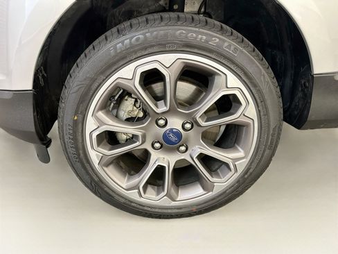 Used 2020 Ford EcoSport Titanium AWD/4WD image 36