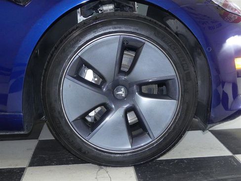 Used 2022 Tesla Model 3 Long Range image 31