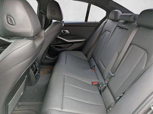Used 2020 BMW 330i Sedan image 17