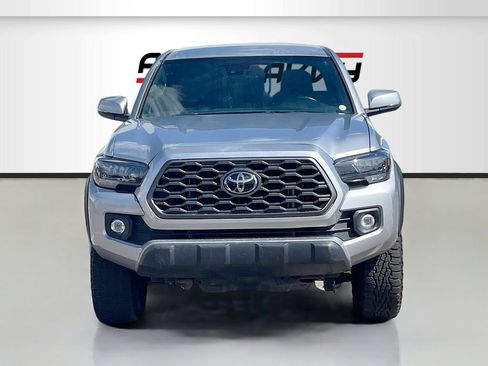 Used 2021 Toyota Tacoma TRD Off-Road w/ Technology Package AWD/4WD image 2