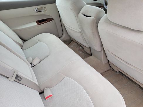 Used 2006 Buick LaCrosse CX image 5