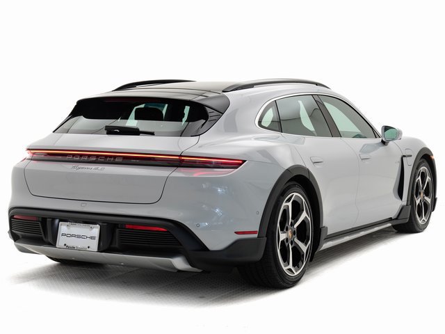 Used 2025 Porsche Taycan 4S AWD/4WD image 32