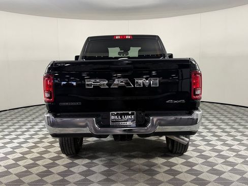 Certified 2025 RAM 2500 Big Horn AWD/4WD image 8