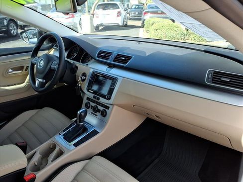 Used 2016 Volkswagen CC R-Line image 11