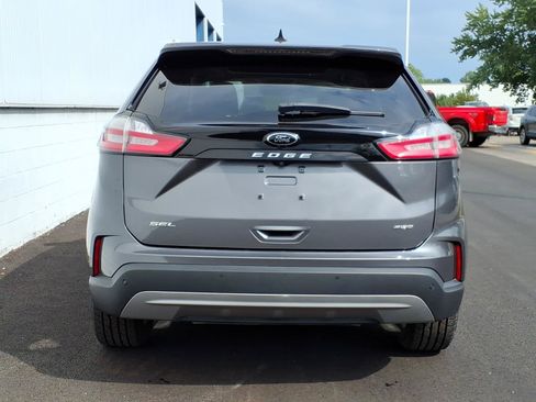 Certified 2022 Ford Edge SEL w/ Convenience Package AWD/4WD image 5