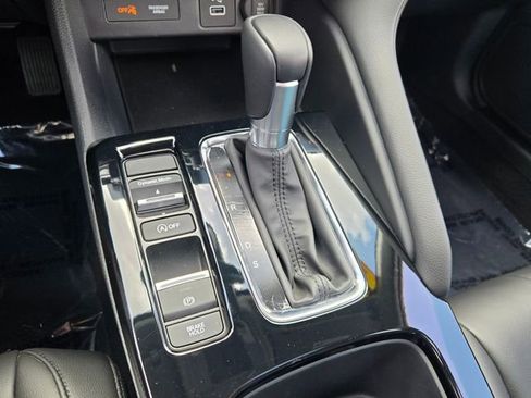 Certified 2025 Acura Integra FWD image 18