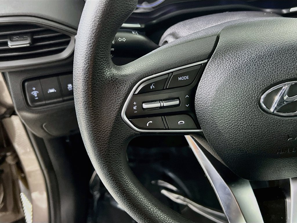 Used 2020 Hyundai Santa Fe SE w/ Cargo Package FWD image 16