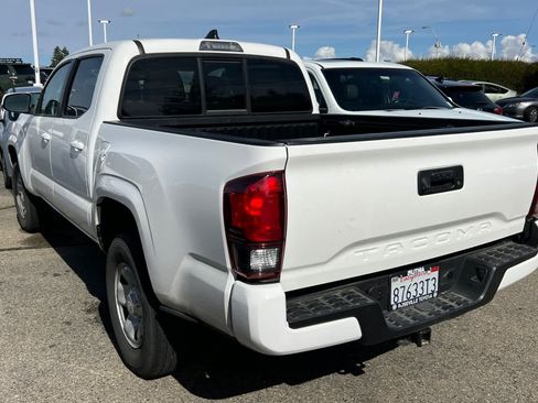 Used 2023 Toyota Tacoma SR w/ SR Convenience Package image 4