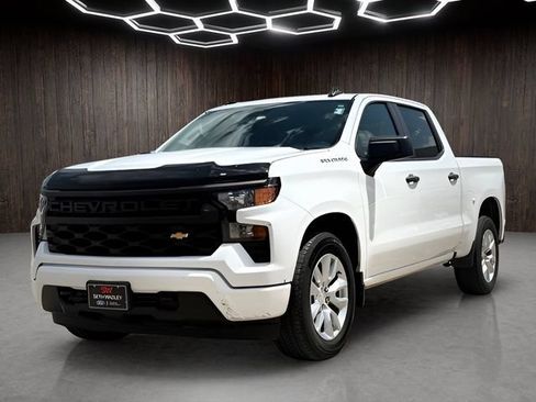 Used 2023 Chevrolet Silverado 1500 Custom RWD image 4