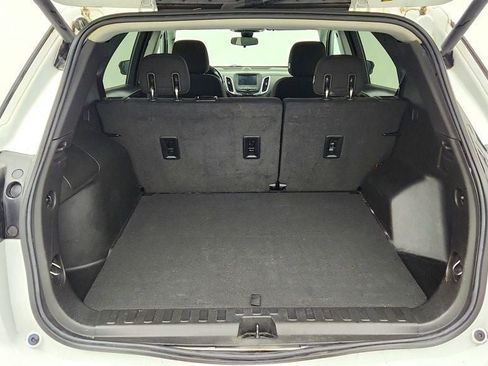 Used 2020 Chevrolet Equinox LT w/ Driver Convenience Package FWD image 17