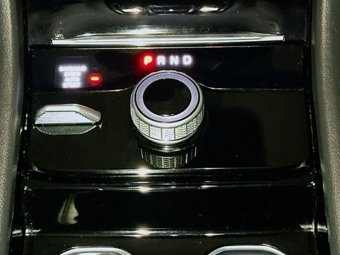 Used 2023 Jeep Grand Cherokee L Limited image 14