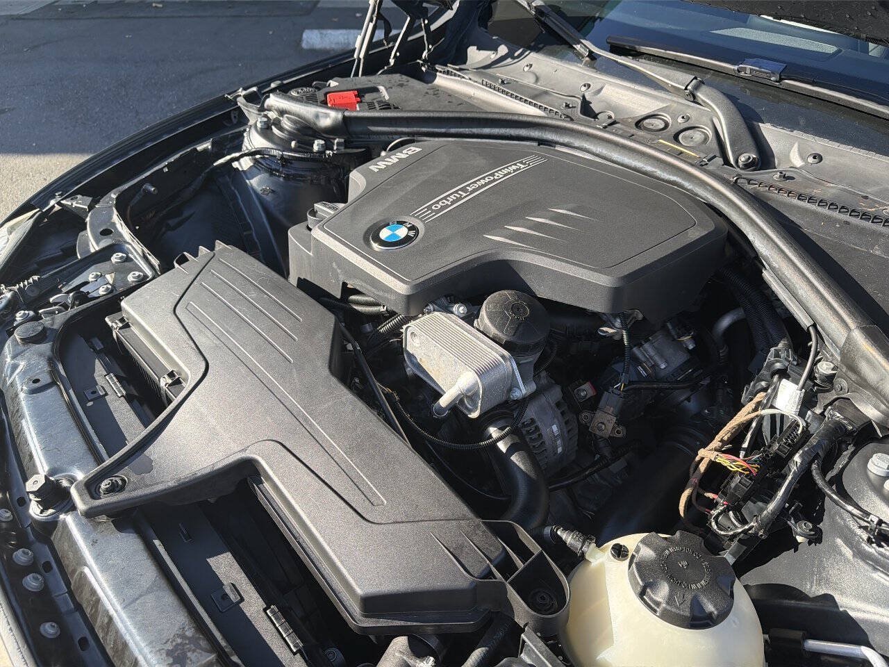 Used 2014 BMW 320i Sedan RWD image 14