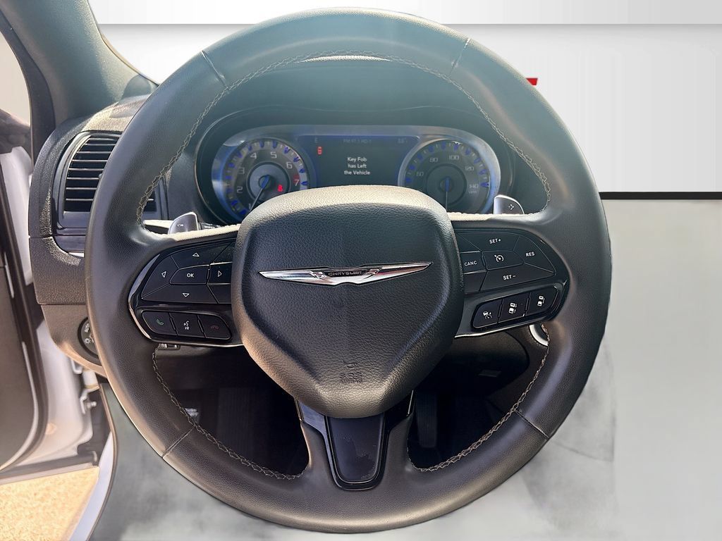 Used 2023 Chrysler 300 S w/ Comfort Group RWD image 11