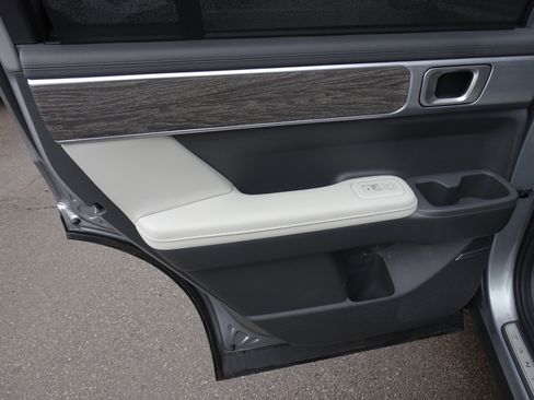 Used 2024 Hyundai Santa Fe Calligraphy image 16