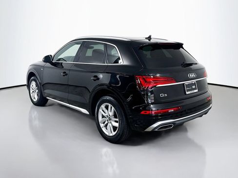 Certified 2023 Audi Q5 2.0T Premium w/ Convenience Package AWD/4WD image 3