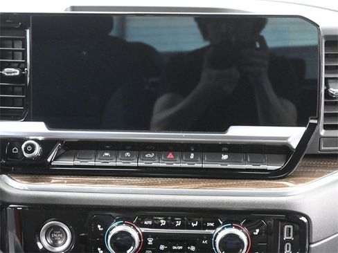 Used 2023 GMC Sierra 1500 Elevation image 26