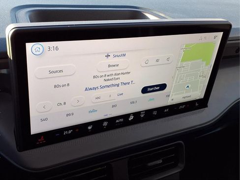 New 2025 Ford Maverick Lariat w/ Black Appearance Package image 5