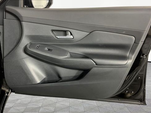 Used 2026 Nissan Sentra SV w/ SV Convenience Package FWD image 27