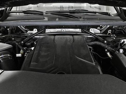 Used 2025 Audi Q5 Premium w/ Convenience Package image 24