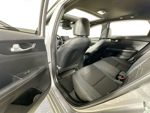 Used 2024 Kia Forte GT-Line w/ GT-Line Premium Package FWD image 17