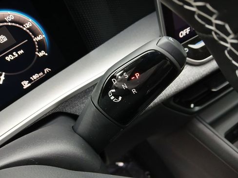 New 2025 Volkswagen Tiguan S image 22