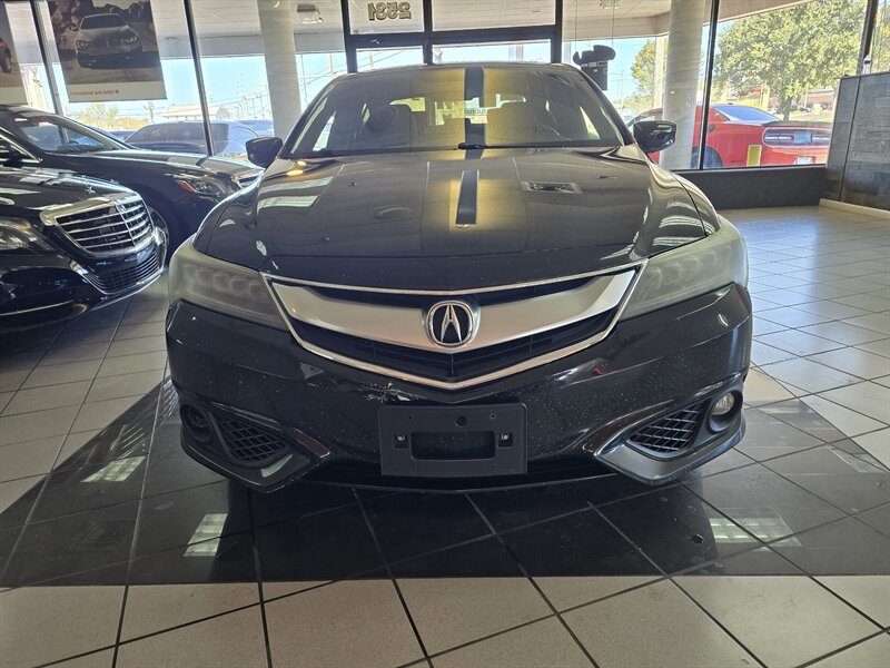 Used 2017 Acura ILX FWD image 2