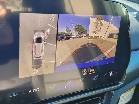 New 2026 Chevrolet Equinox EV RS image 12