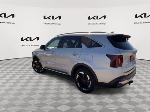 Certified 2025 Kia Sorento SX Prestige AWD/4WD image 7