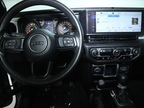 Used 2024 Jeep Wrangler Unlimited Sport AWD/4WD image 27