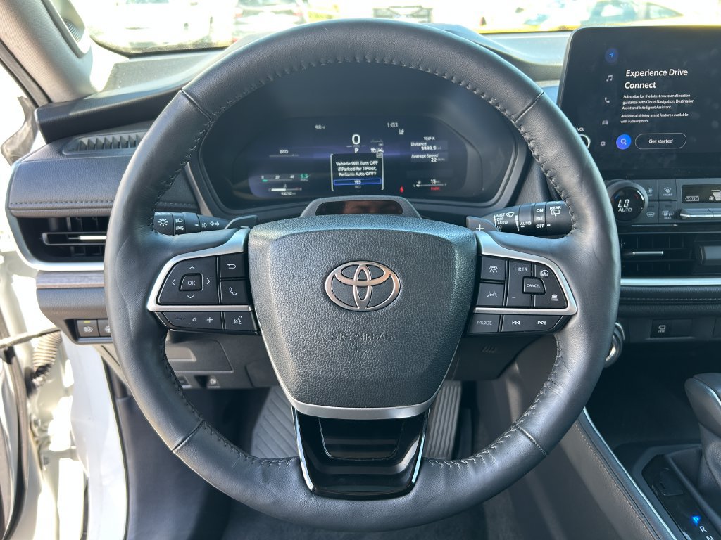 Used 2025 Toyota Grand Highlander AWD image 22