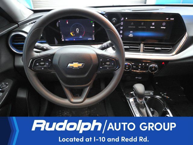 Used 2026 Chevrolet Trax LT FWD image 15