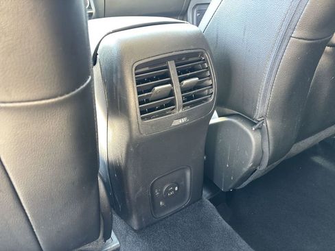 Used 2022 Ford Escape Titanium w/ Titanium Elite Package AWD/4WD image 24