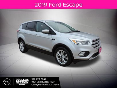 Used 2019 Ford Escape SE