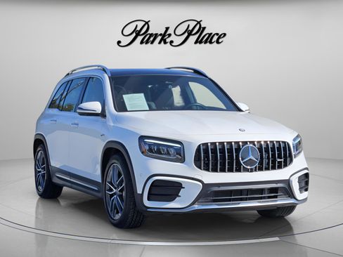 Used 2025 Mercedes-Benz GLB 35 AMG GLB 35 AMG image 7