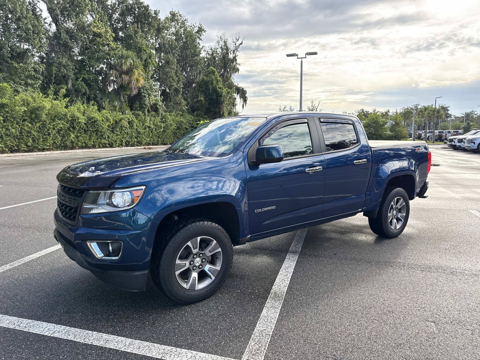 Used 2019 Chevrolet Colorado Z71 AWD/4WD image 7
